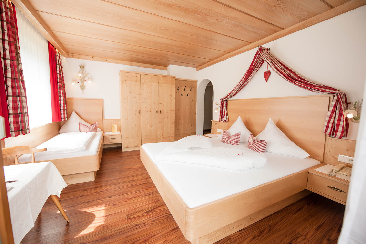 Dreibettzimmer im Hotel Angelika