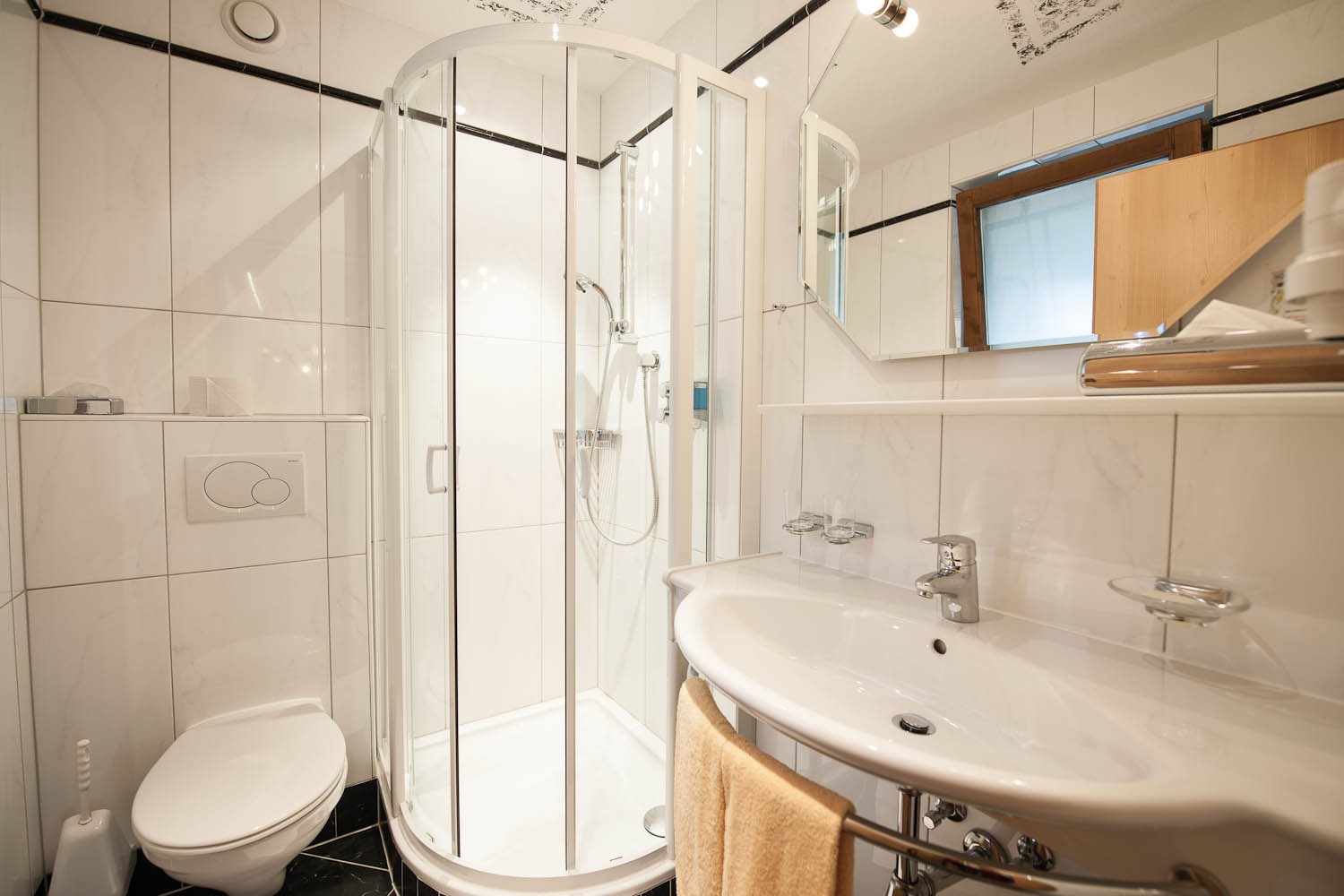 Badezimmer im Hotel Angelika